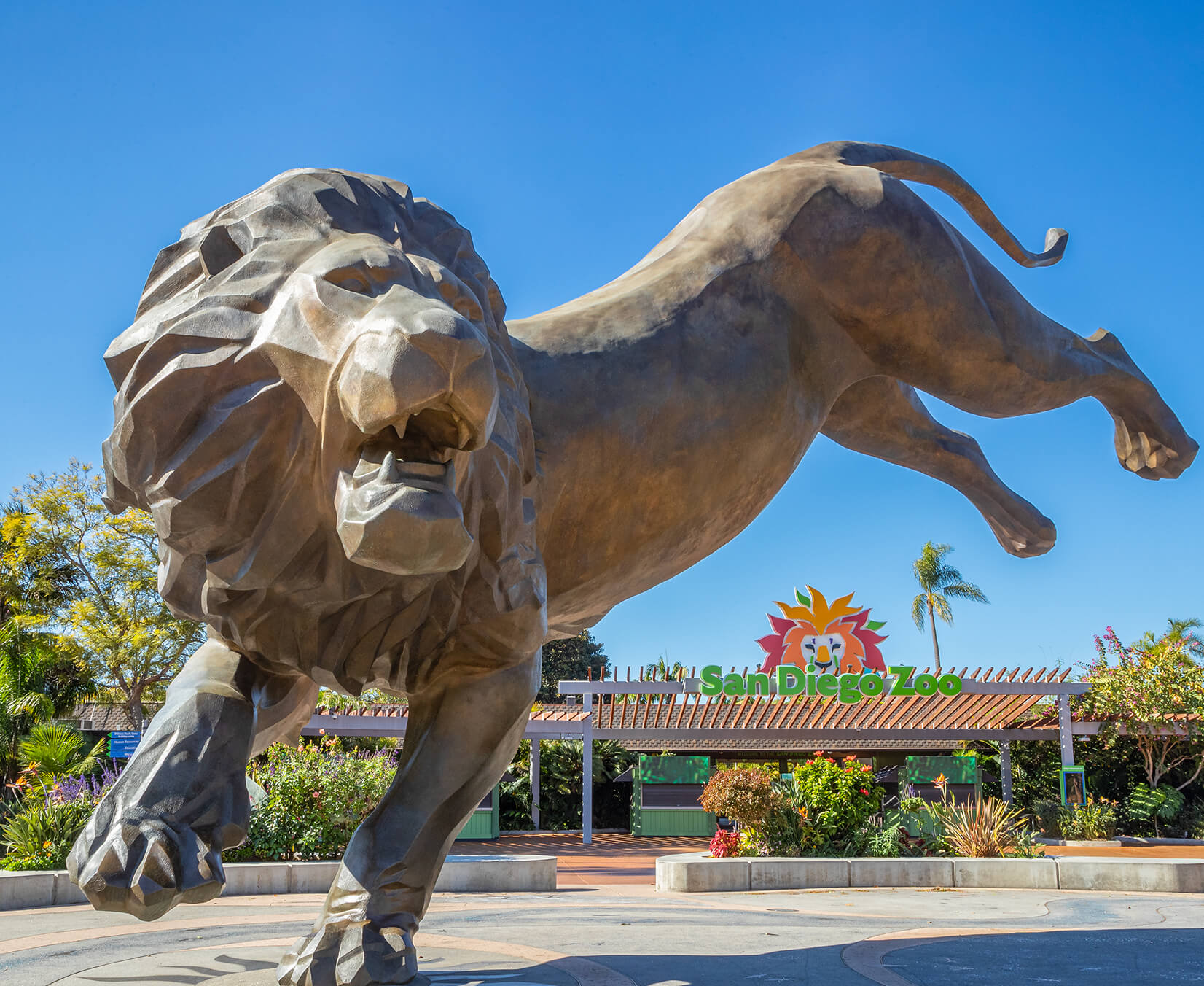Rex the lion sculpture at the San Diego Zoo entrance