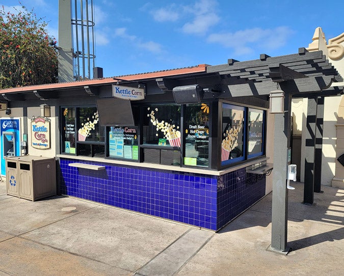 KETTLE CORN exterior